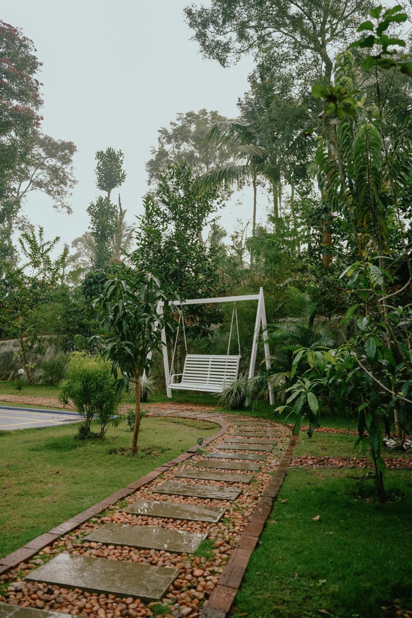 Haze Woods Resort Vaduvanchal Dış mekan fotoğraf
