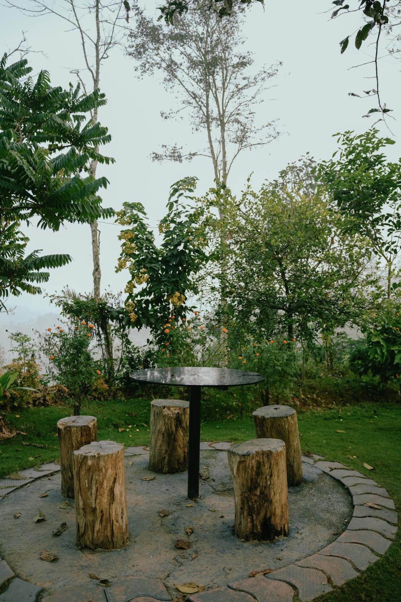 Haze Woods Resort Vaduvanchal Dış mekan fotoğraf